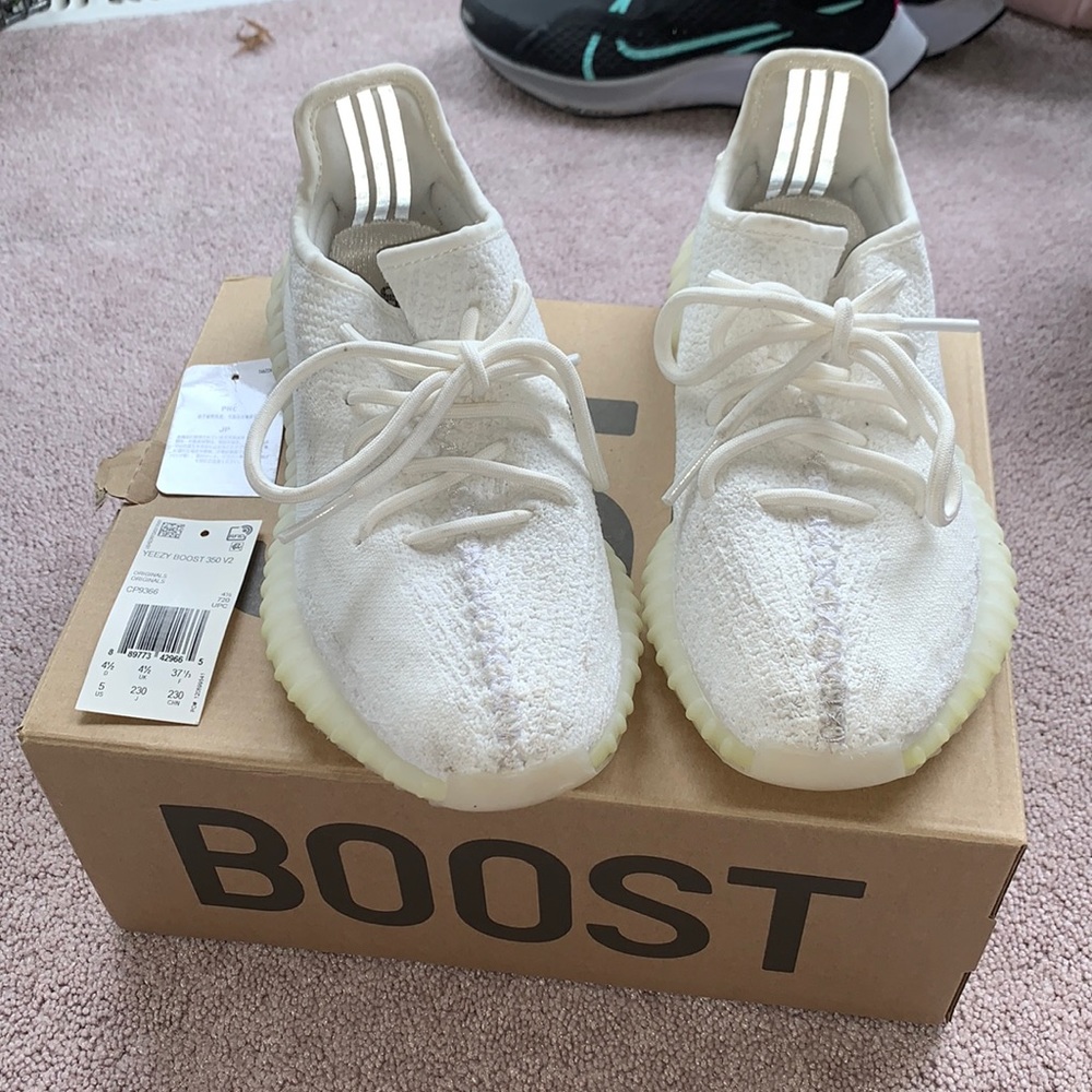 Yeezy Boost 350 V2 Cream White